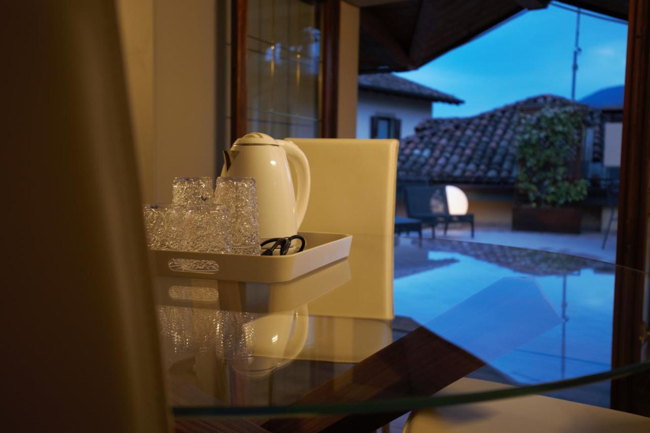 Albergo Antica Locanda Clusone Exterior photo