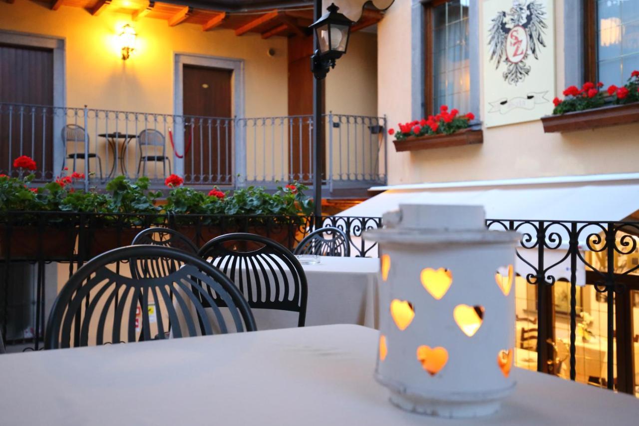 Albergo Antica Locanda Clusone Exterior photo