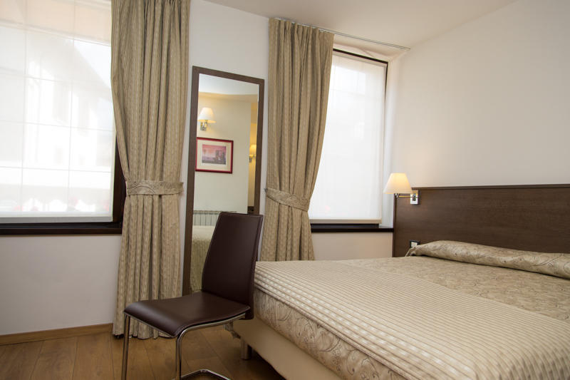 Albergo Antica Locanda Clusone Exterior photo